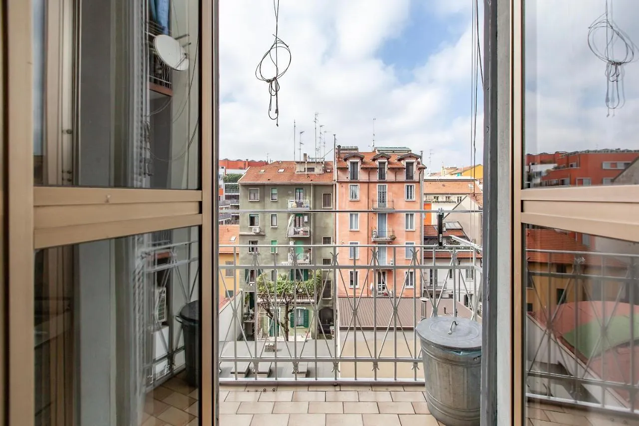Easylife - Accogliente Residenza Con Balconcino Apartment Milan